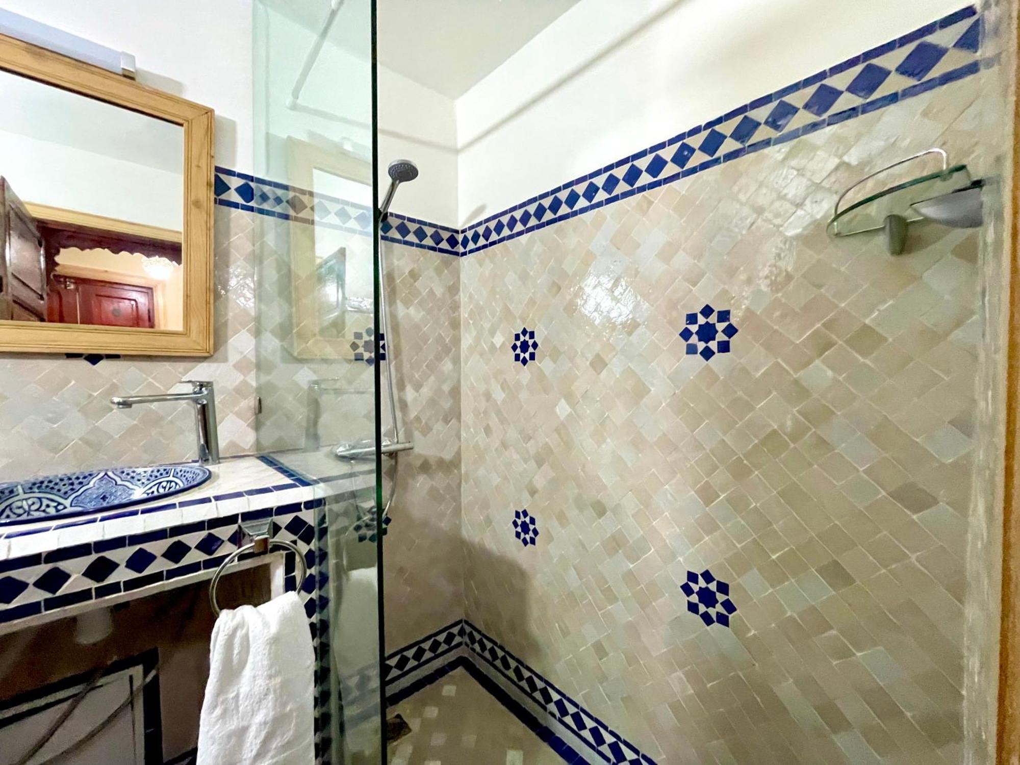 Riad Noor Medina Fez Bagian luar foto