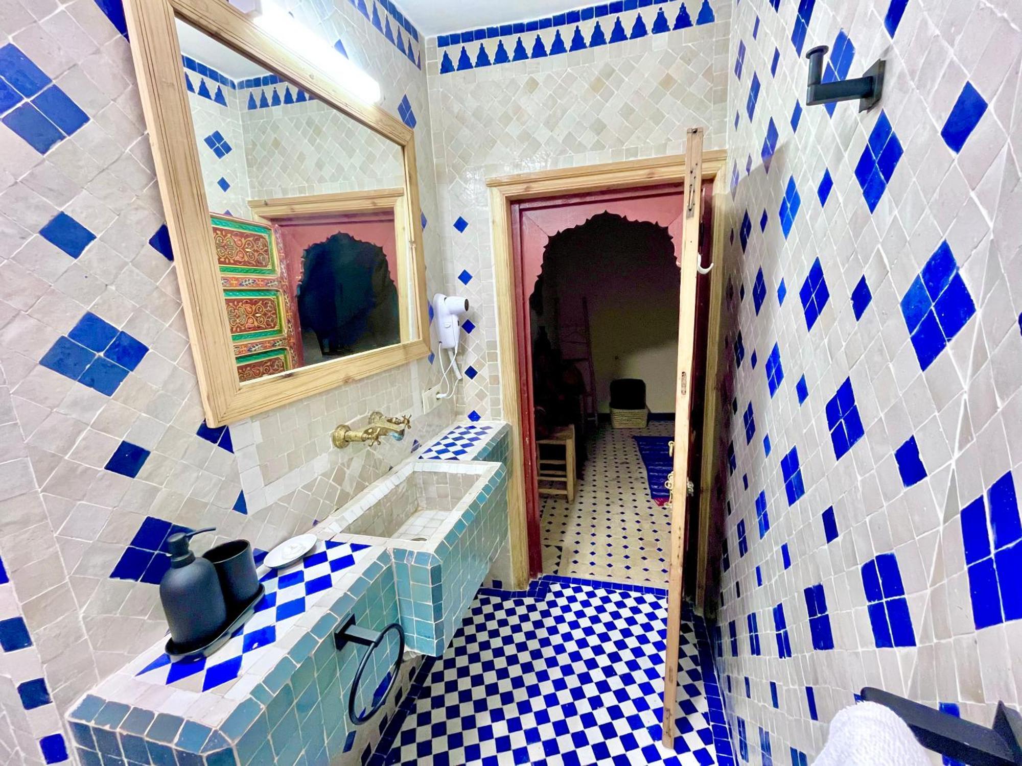 Riad Noor Medina Fez Bagian luar foto
