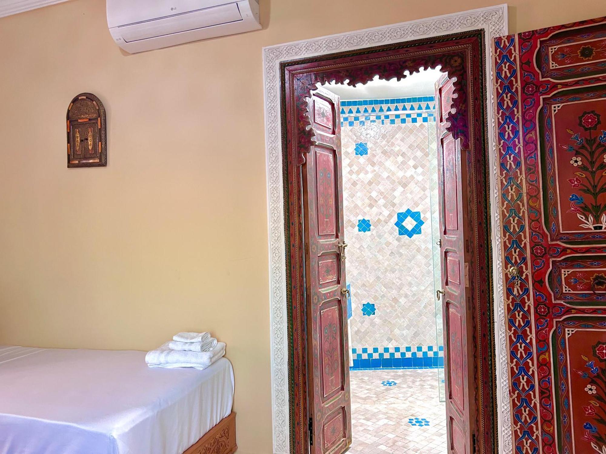Riad Noor Medina Fez Bagian luar foto